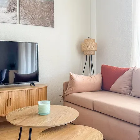 Sunset & Sea Family Apartment *